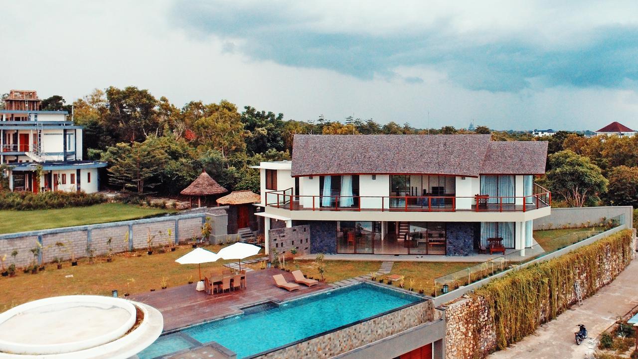 Uluwatu Villa Екстер'єр фото